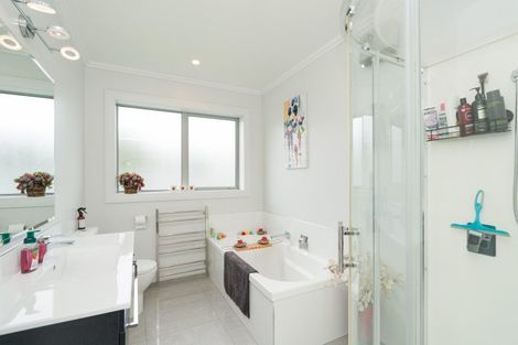 Photo of property in 50 Northside Drive, Waikiwi, Invercargill, 9810