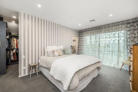 Photo of property in 70 Chesham Avenue, Waipahihi, Taupo, 3330