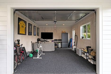 Photo of property in 11 Miro Street, Takaro, Palmerston North, 4410