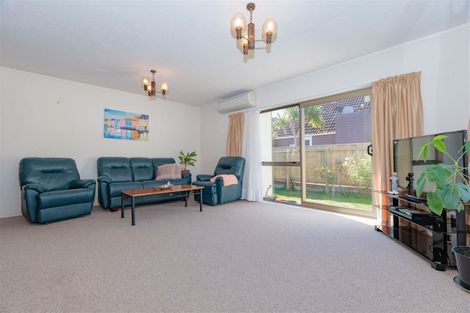 Photo of property in 37b Parkvale Road, Karori, Wellington, 6012