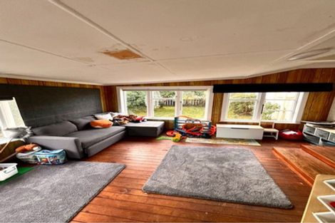 Photo of property in 10 Grey Street, Martinborough, 5711