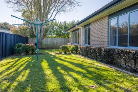 Photo of property in 8 Bowen Street, Cambridge, 3434