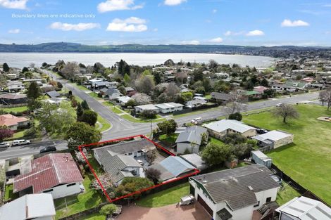 Photo of property in 48 Richmond Avenue, Richmond Heights, Taupo, 3330