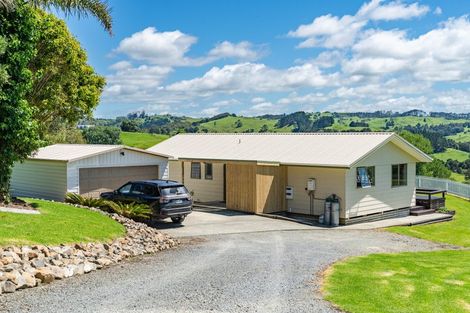 Photo of property in 1822 State Highway 12, Paparoa, 0571