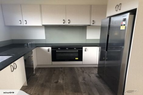 Photo of property in 10 Tararua Street, Massey, Auckland, 0614