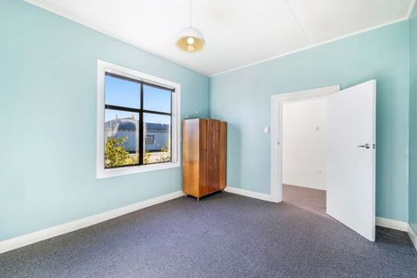 Photo of property in 16 Douglas Street, Balclutha, 9230