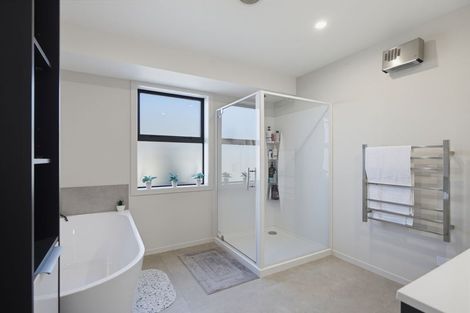 Photo of property in 19 Grove Avenue, Weston, Oamaru, 9401