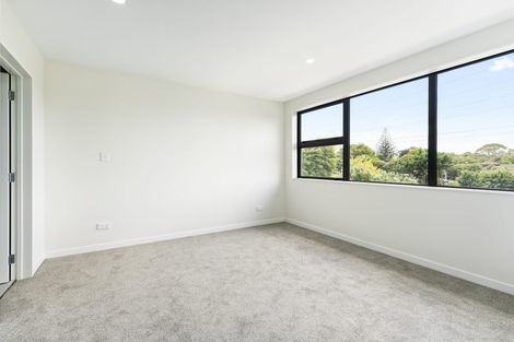 Photo of property in 67f Stratford Road, Manurewa, Auckland, 2105