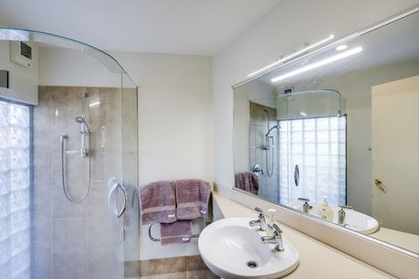 Photo of property in 7 Irene Mooney Place, Greenmeadows, Napier, 4112