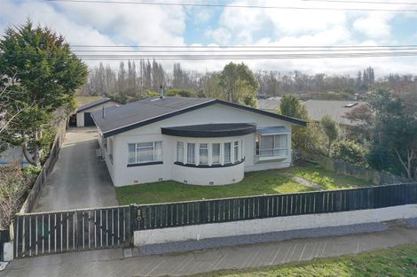 Photo of property in 133 Kainga Road, Kainga, Christchurch, 8083