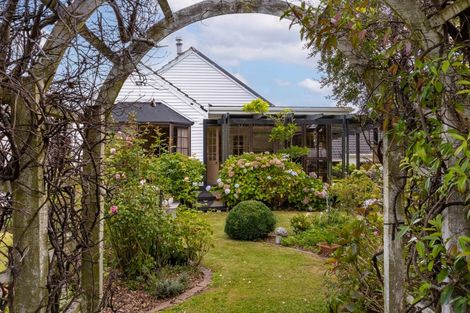 Photo of property in 114 Main Road South, Raumati Beach, Paraparaumu, 5032