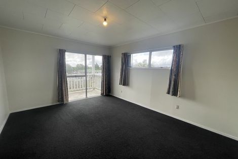 Photo of property in 1 Silverstone Place, Henderson, Auckland, 0612