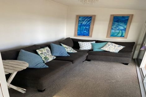 Photo of property in 16 Makorori Beach Road, Makorori, Gisborne, 4073