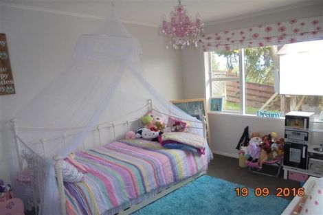 Photo of property in 70 Major Drive, Kelson, Lower Hutt, 5010