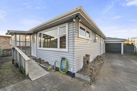 Photo of property in 27 Eatwell Avenue, Paraparaumu Beach, Paraparaumu, 5032
