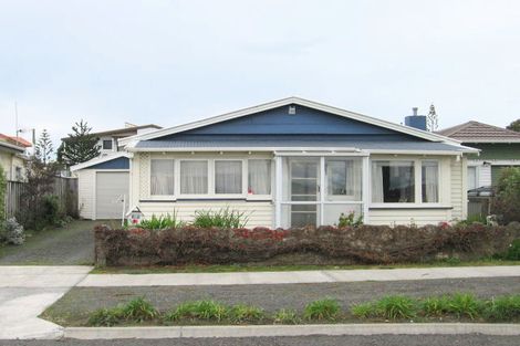 Photo of property in 23 Pukeko Place, Westshore, Napier, 4110