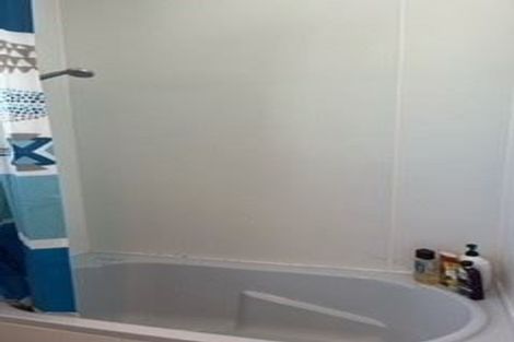 Photo of property in 27 Sunhill Road, Sunnyvale, Auckland, 0612