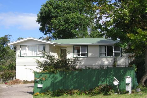 Photo of property in 37 Japonica Drive, Beach Haven, Auckland, 0626