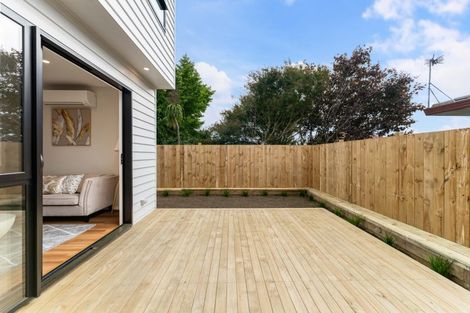 Photo of property in 4a Tawa Crescent, Manurewa, Auckland, 2102