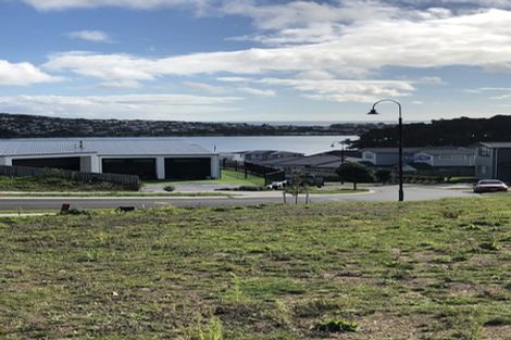 Photo of property in 35 Ken Douglas Drive, Aotea, Porirua, 5024