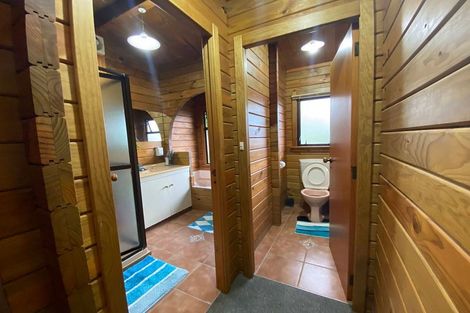 Photo of property in 10 Lagoon Way, West Harbour, Auckland, 0618