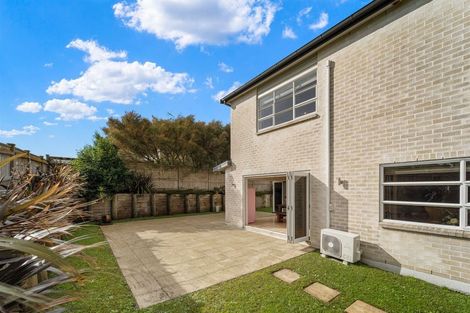 Photo of property in 55 Laurel Oak Drive, Schnapper Rock, Auckland, 0632