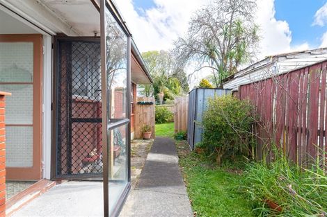 Photo of property in 5/1 Ribblesdale Road, Henderson, Auckland, 0612