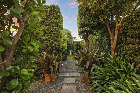 Photo of property in 2 Seaview Road, Remuera, Auckland, 1050