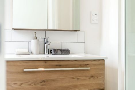 Photo of property in 65 Mangahoe Road, Mount Wellington, Auckland, 1062