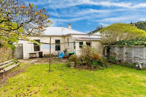 Photo of property in 6 Crown Street, North East Valley, Dunedin, 9010