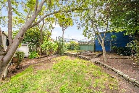 Photo of property in 28 Miro Street, Eastbourne, Lower Hutt, 5013