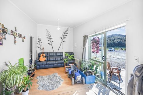 Photo of property in 202 Kempthorne Road, Russell, 0272