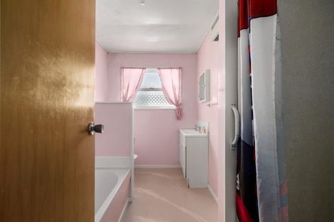 Photo of property in 1/25 Aparima Avenue, Miramar, Wellington, 6022