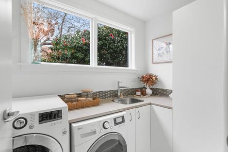 Photo of property in 21 Woodstock Place, Russley, Christchurch, 8042