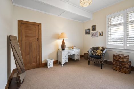 Photo of property in 44 Manapouri Crescent, Hokowhitu, Palmerston North, 4410