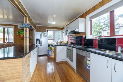 Photo of property in 9 Lloyd Avenue, Papatoetoe, Auckland, 2025