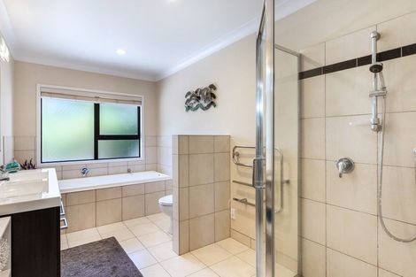 Photo of property in 12 Luberon Way, Nukuhau, Taupo, 3330