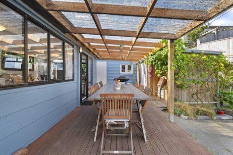 Photo of property in 12 Union Street, Foxton, 4814