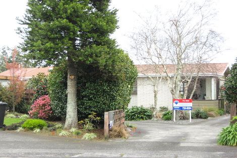 Photo of property in 10a Kennedy Place, Merrilands, New Plymouth, 4312