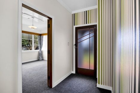 Photo of property in 230 South Road, Hawera, 4610