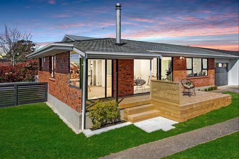 Photo of property in 25 Whitaker Street, Otumoetai, Tauranga, 3110