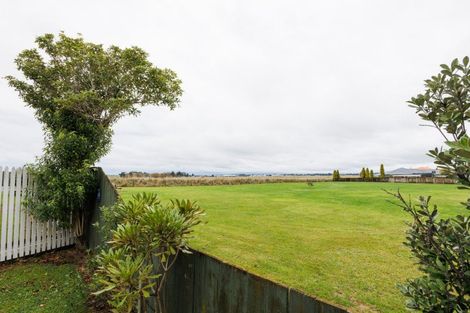 Photo of property in 32 Leander Place, Milson, Palmerston North, 4414