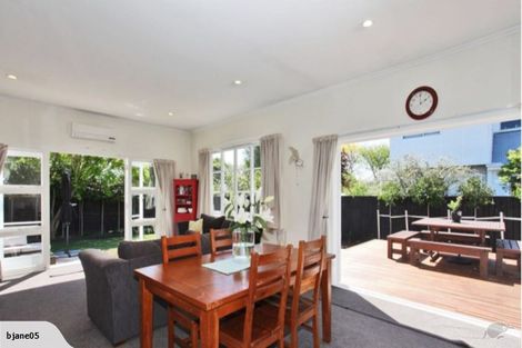 Photo of property in 189 Matsons Avenue, Papanui, Christchurch, 8053