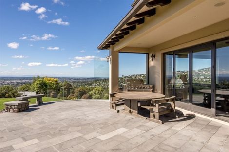 Photo of property in 70 Longhurst Terrace, Cashmere, Christchurch, 8022