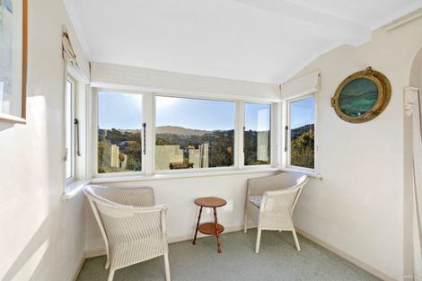 Photo of property in 1 Grove Road, Kelburn, Wellington, 6012