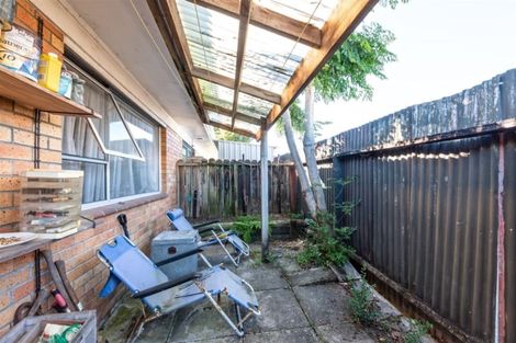 Photo of property in 4/79 Glendale Road, Glen Eden, Auckland, 0602