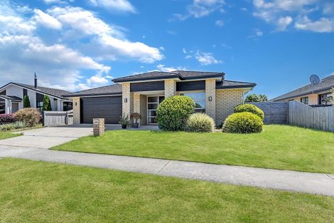 Photo of property in 16 Blanche Road, Papamoa Beach, Papamoa, 3118