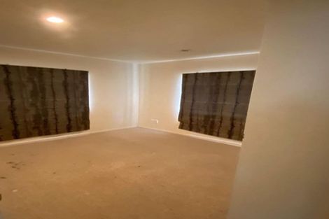 Photo of property in 21 Seabrook Avenue, New Lynn, Auckland, 0600