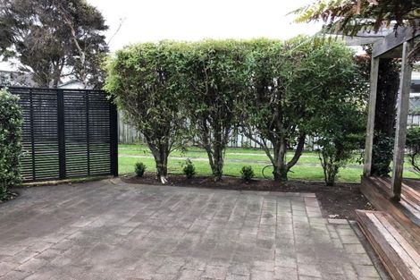 Photo of property in 37 Argentine Avenue, Miramar, Wellington, 6022