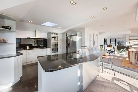 Photo of property in 660 Peninsula Road, Kelvin Heights, Queenstown, 9300